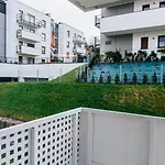 Elite Center 아파트