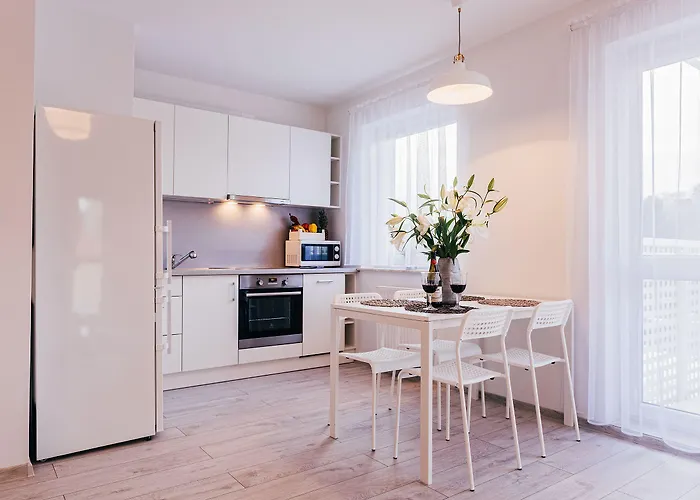 アパート Elite Center